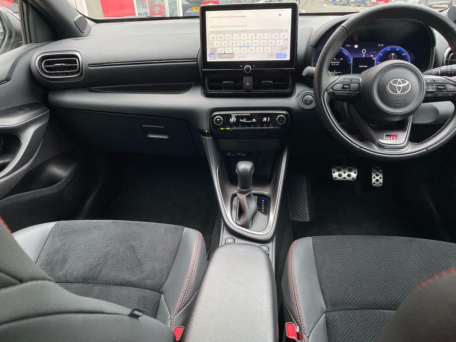 Used Toyota Yaris 2024 for sale - 78193057: Photo 15