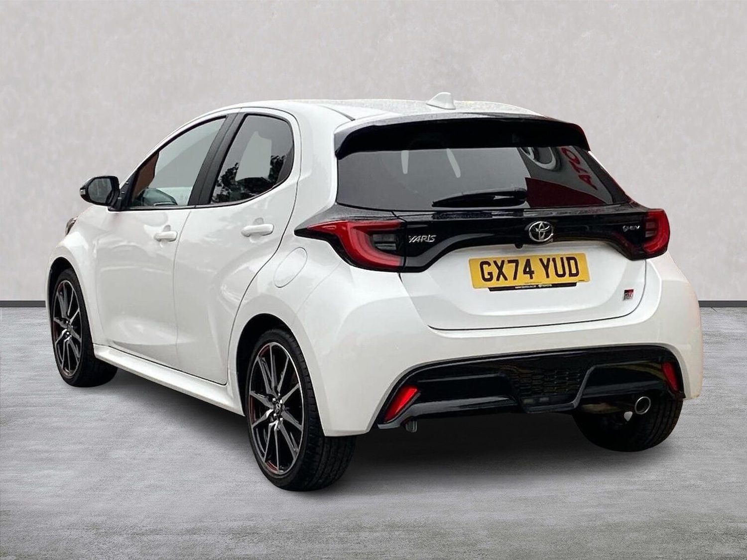 Used Toyota Yaris 2024 for sale - 78193057: Photo 20