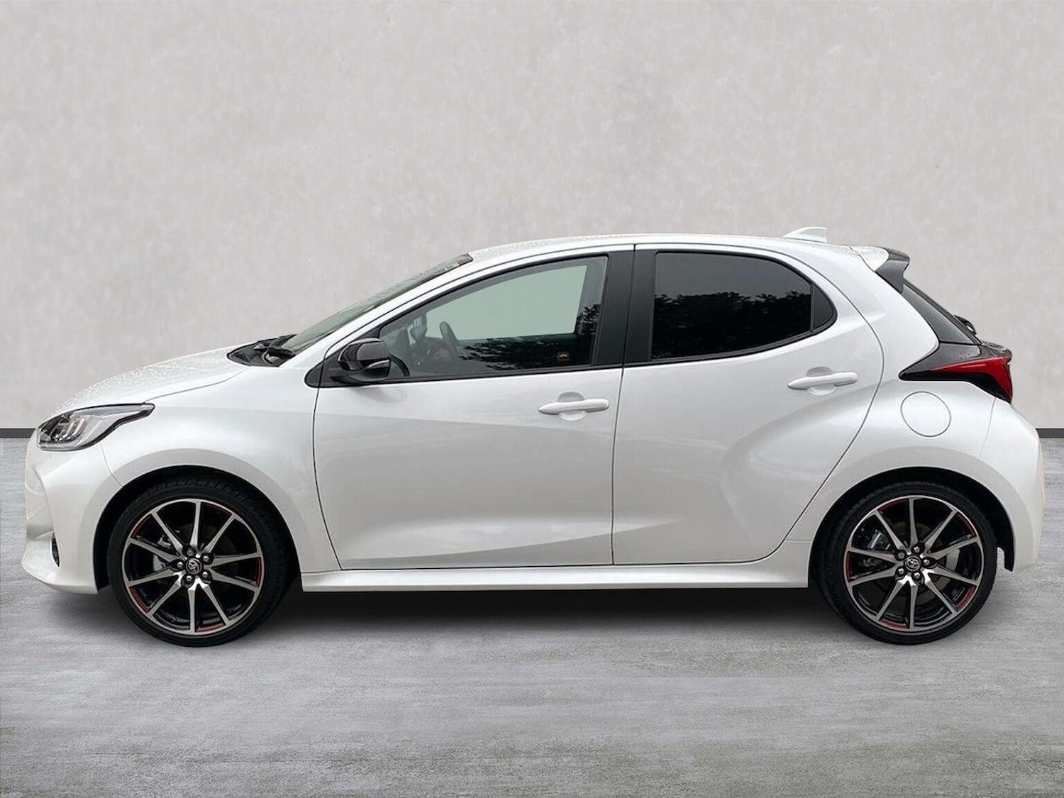 Used Toyota Yaris 2024 for sale - 78193057: Photo 21