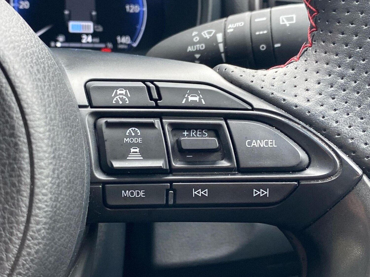 Used Toyota Yaris 2024 for sale - 78193057: Photo 27