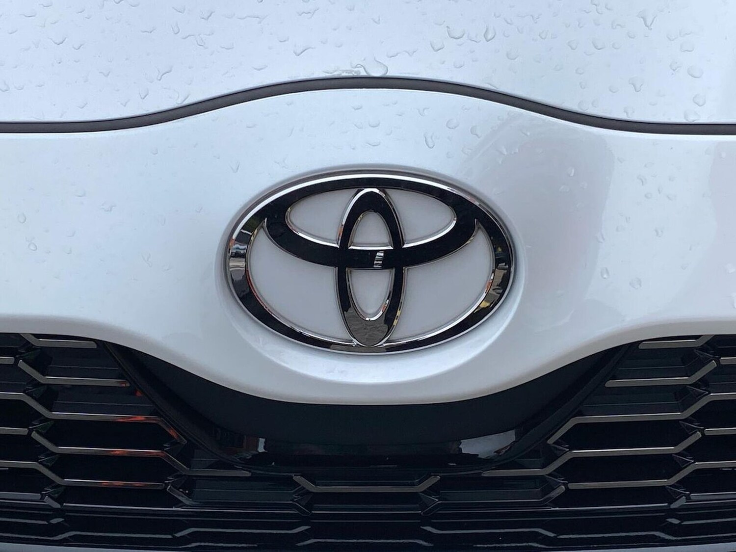 Used Toyota Yaris 2024 for sale - 78193057: Photo 30