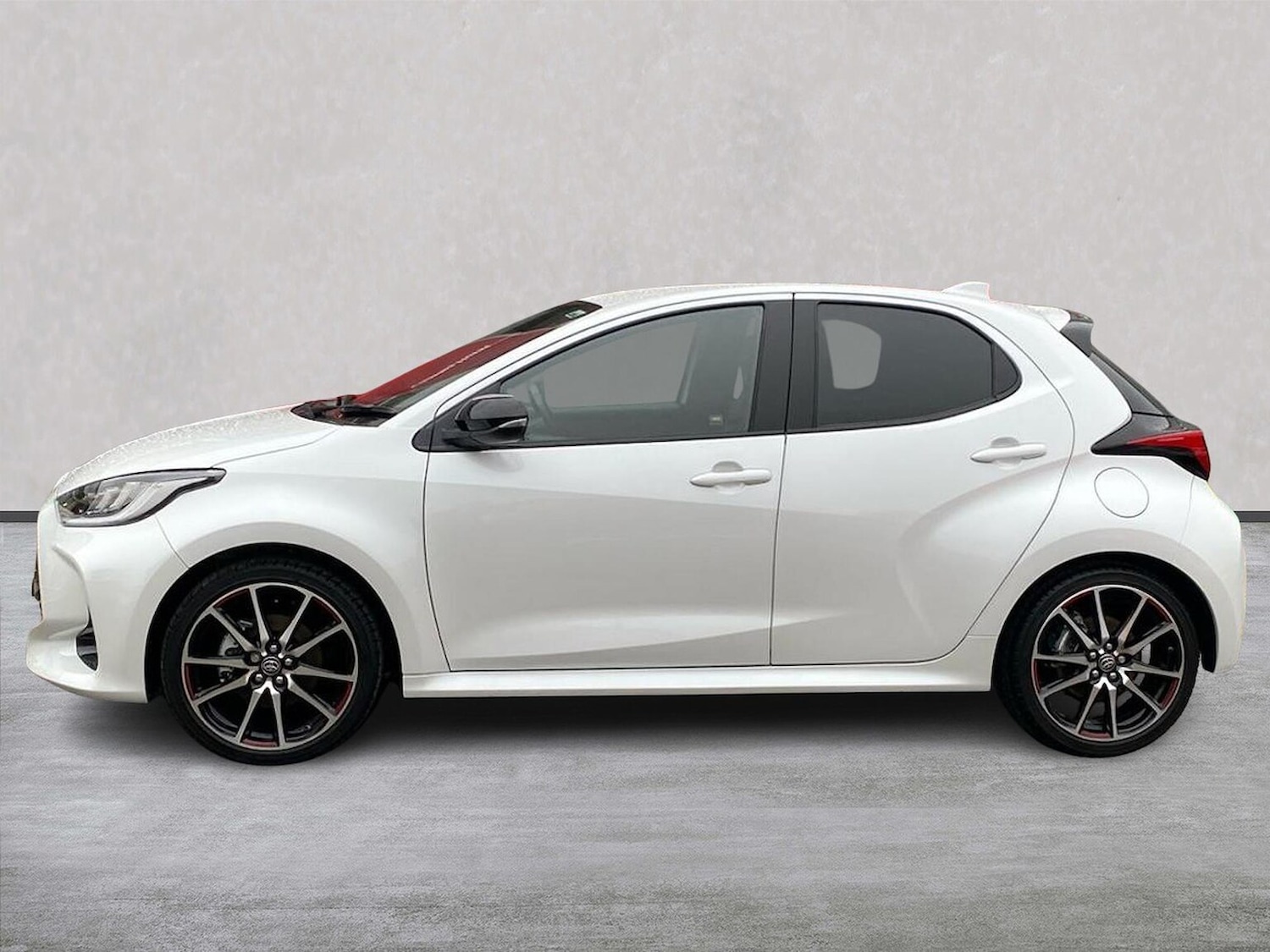 Used Toyota Yaris 2024 for sale - 78193057: Photo 5