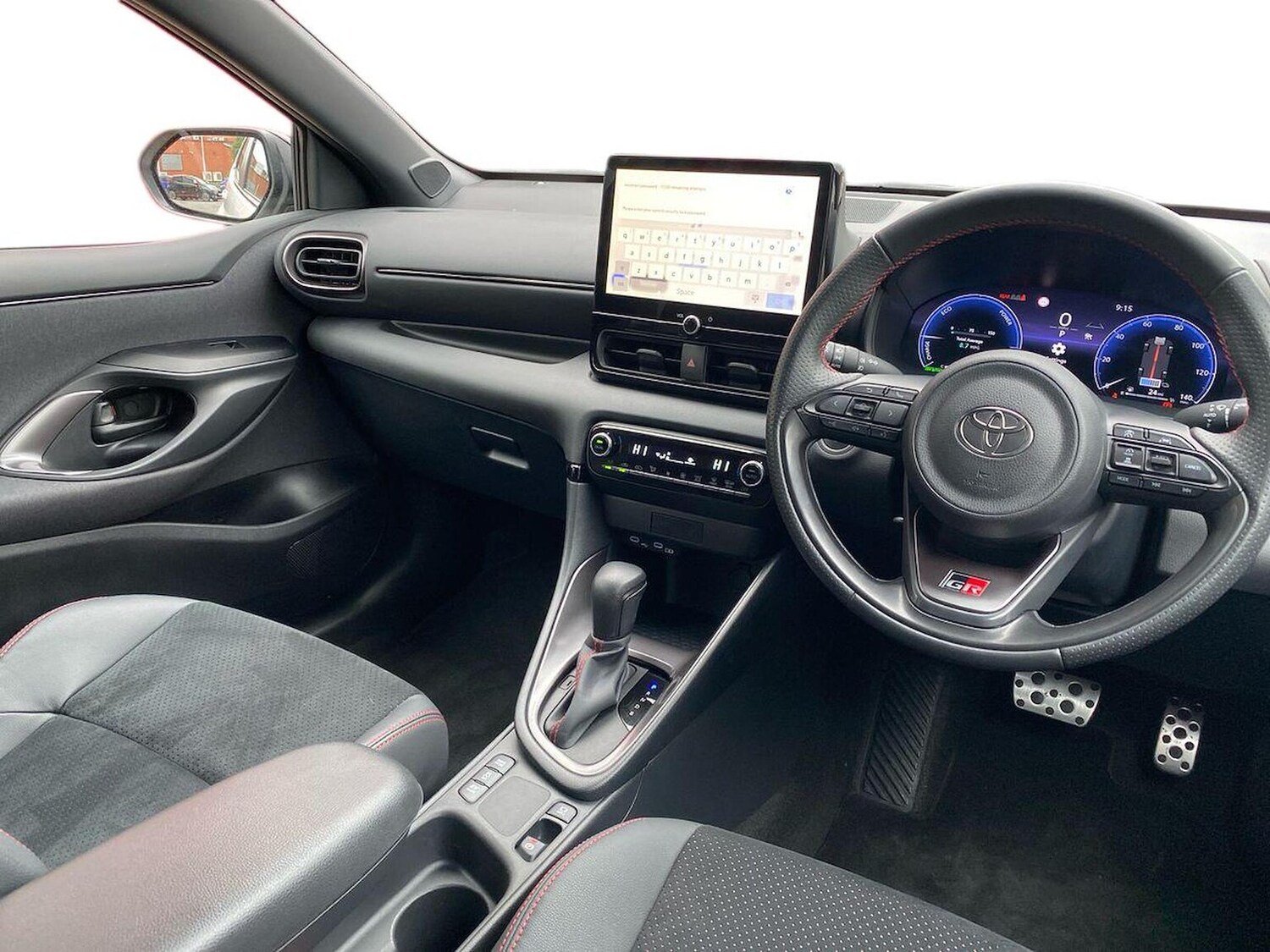 Used Toyota Yaris 2024 for sale - 78193057: Photo 9