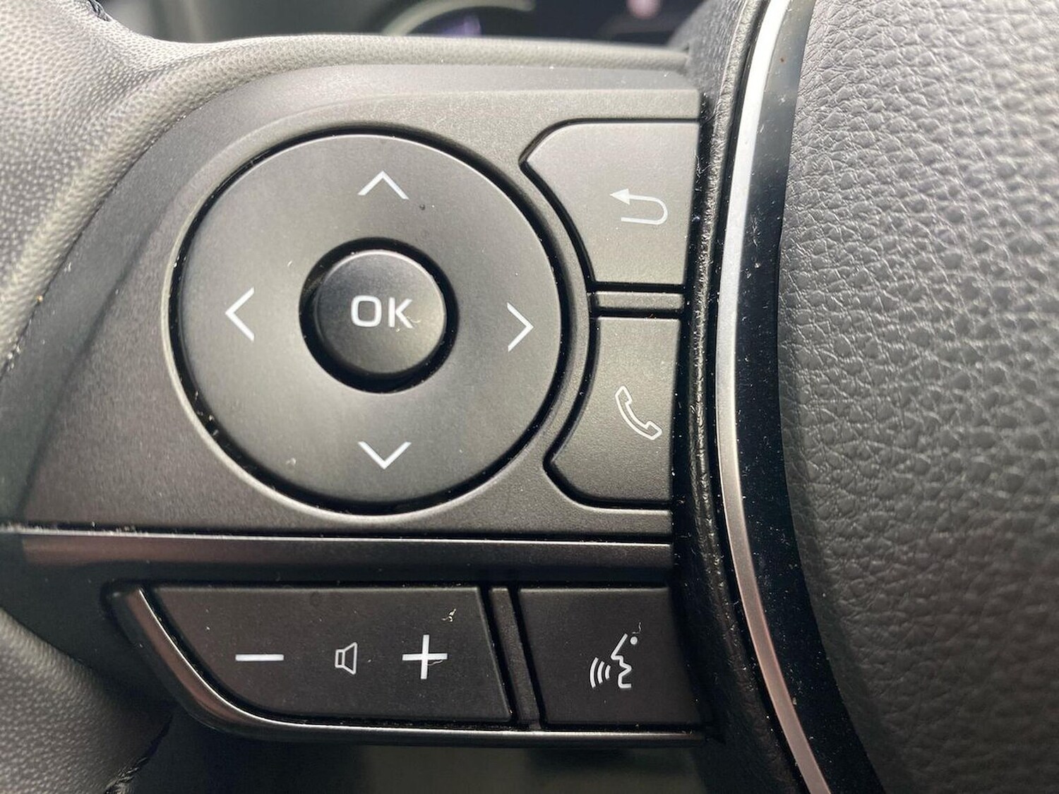 Used Toyota RAV4 2021 for sale - 76236951: Photo 26