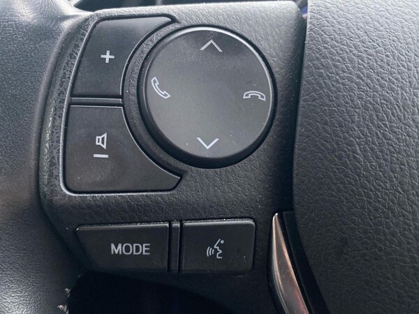 Used Toyota Auris 2017 for sale - 76305413: Photo 25