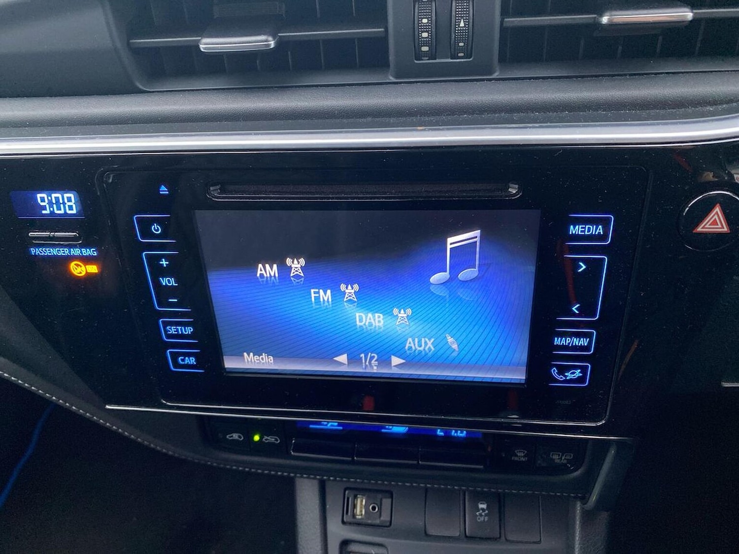 Used Toyota Auris 2017 for sale - 76613628: Photo 11