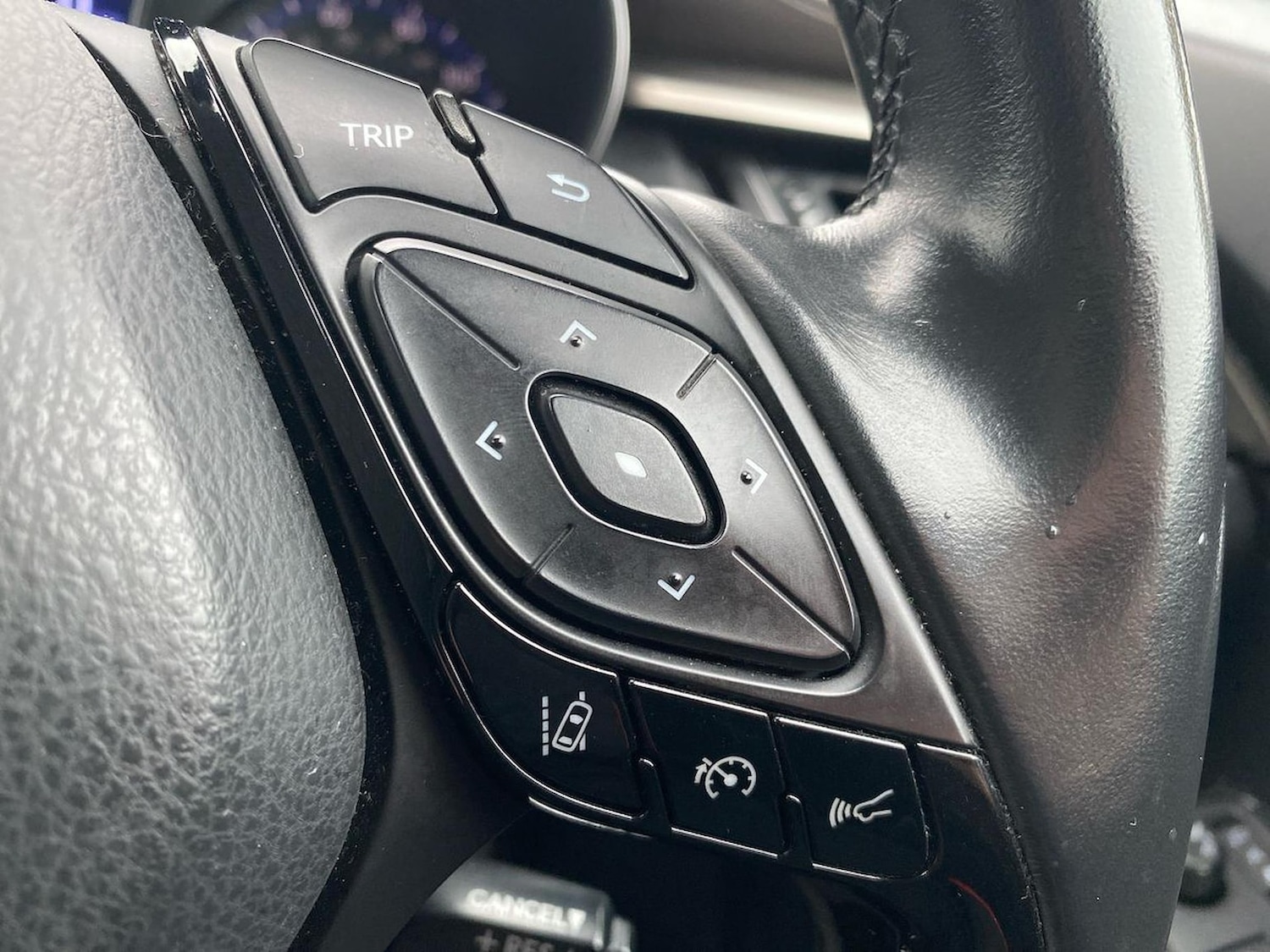 Used Toyota C-HR 2018 for sale - 76554259: Photo 26