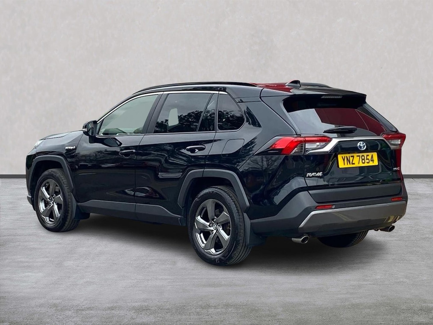 Used Toyota RAV4 2019 for sale - 78192907: Photo 4