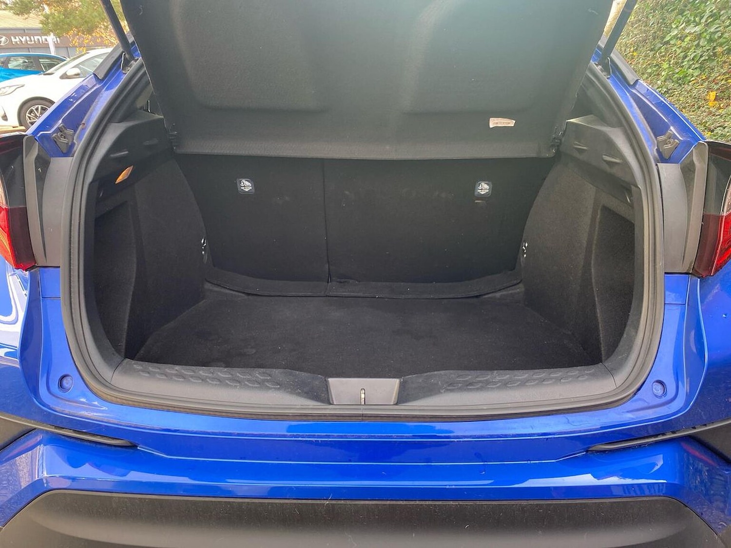 Used Toyota C-HR 2021 for sale - 76541854: Photo 17