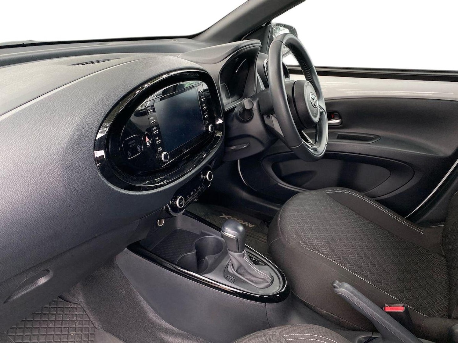 Used Toyota Aygo X 2023 for sale - 76464714: Photo 7