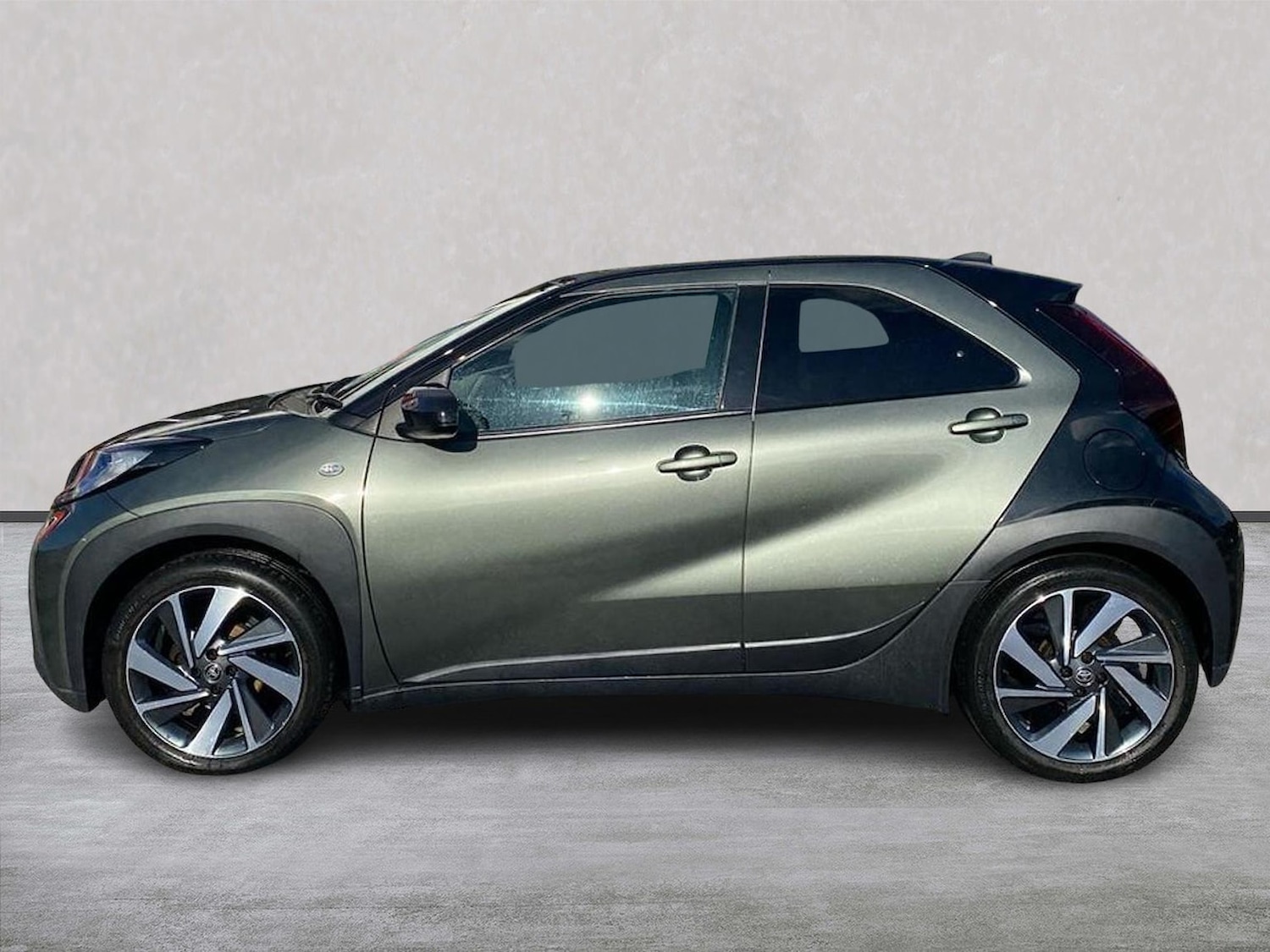 Used Toyota Aygo X 2022 for sale - 76412455: Photo 19