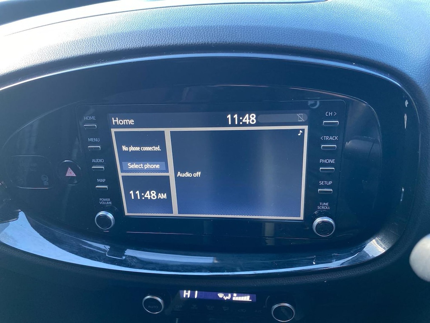 Used Toyota Aygo X 2022 for sale - 76412455: Photo 24