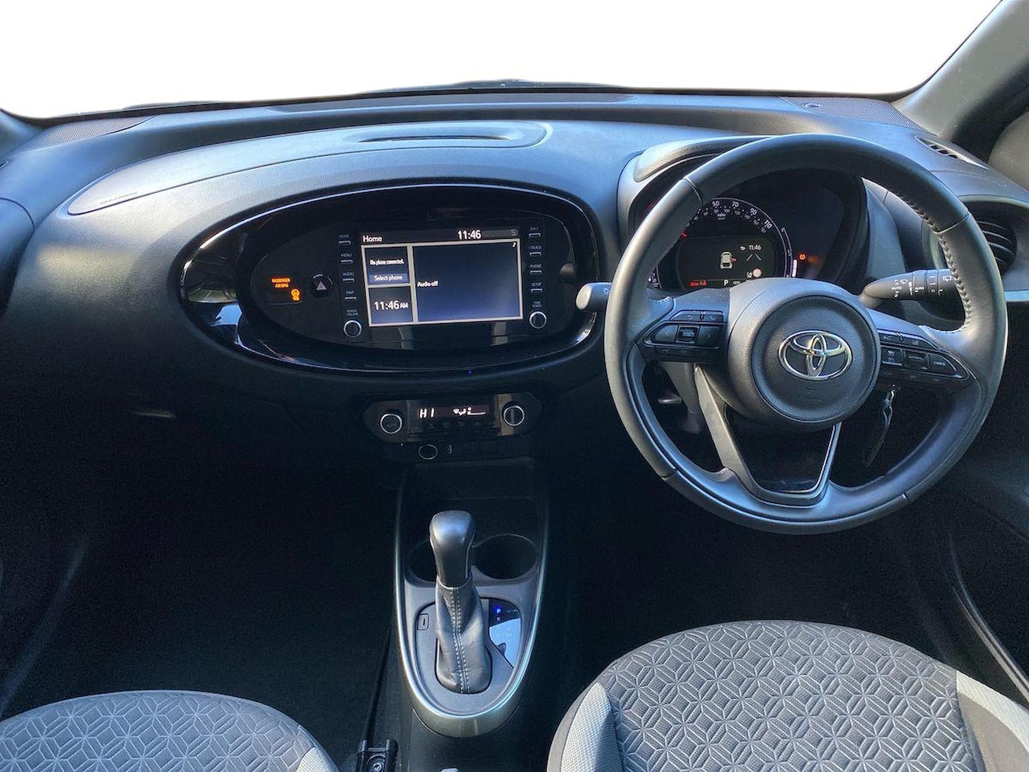 Used Toyota Aygo X 2022 for sale - 76412455: Photo 8