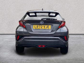 Used Toyota C-HR 2023 for sale - 76236948: Photo 4
