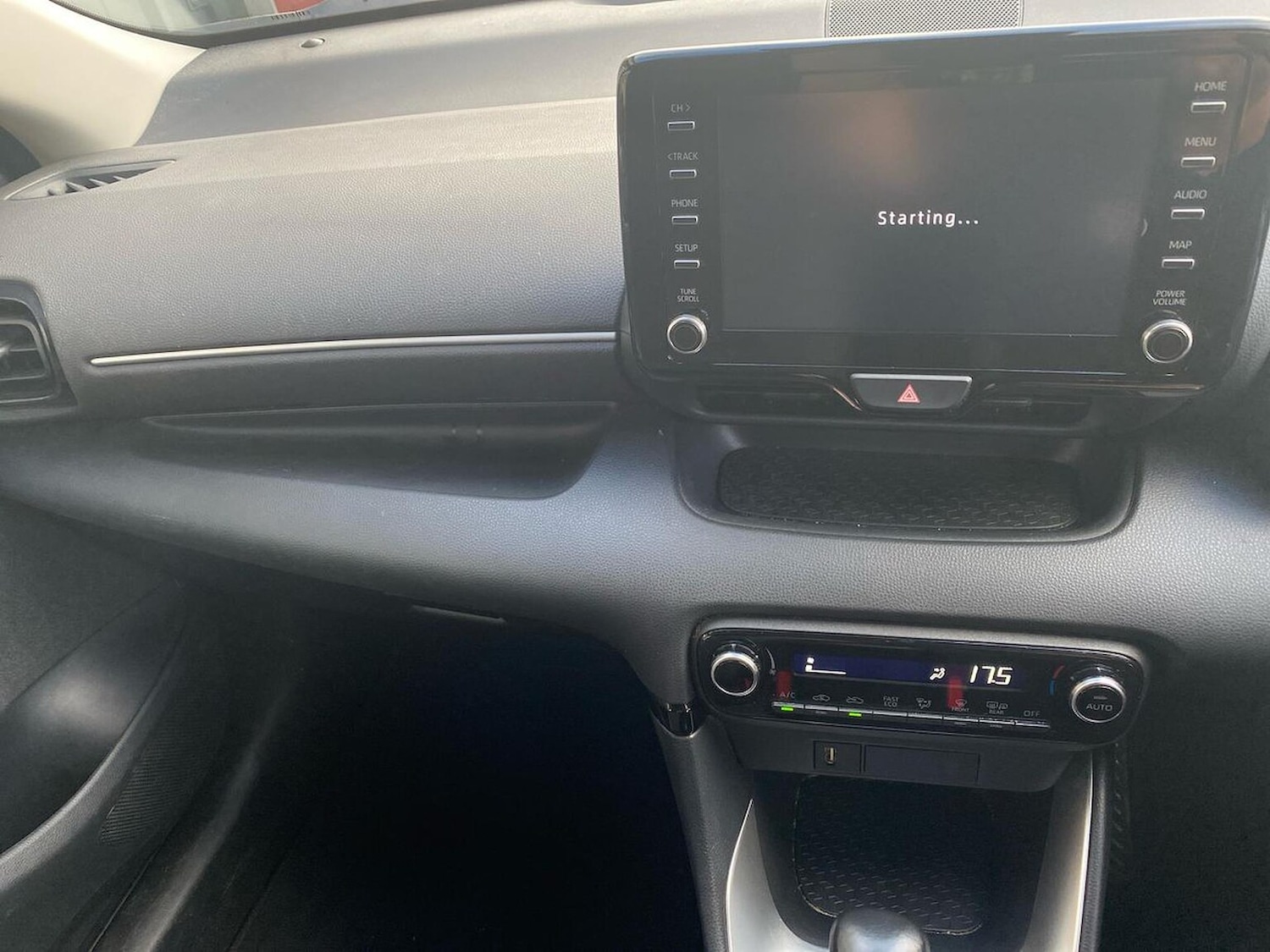 Used Toyota Yaris 2020 for sale - 76497255: Photo 13