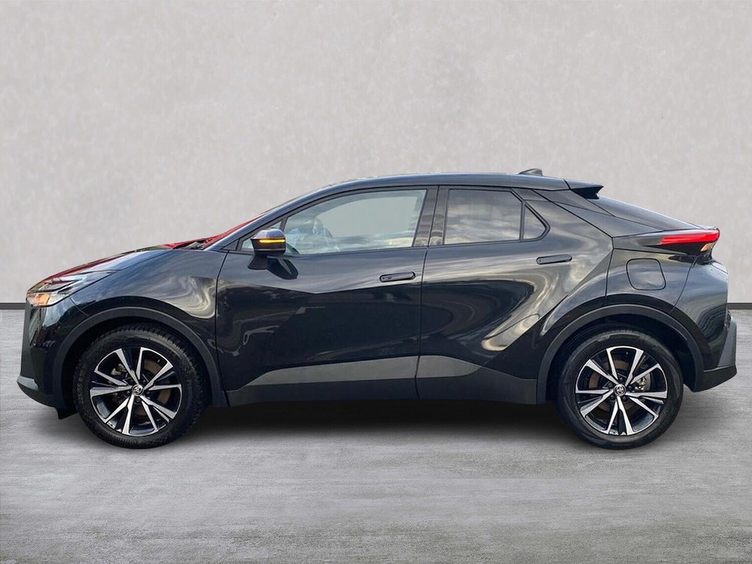 Used Toyota C-HR 2024 for sale - 77487635: Photo 19