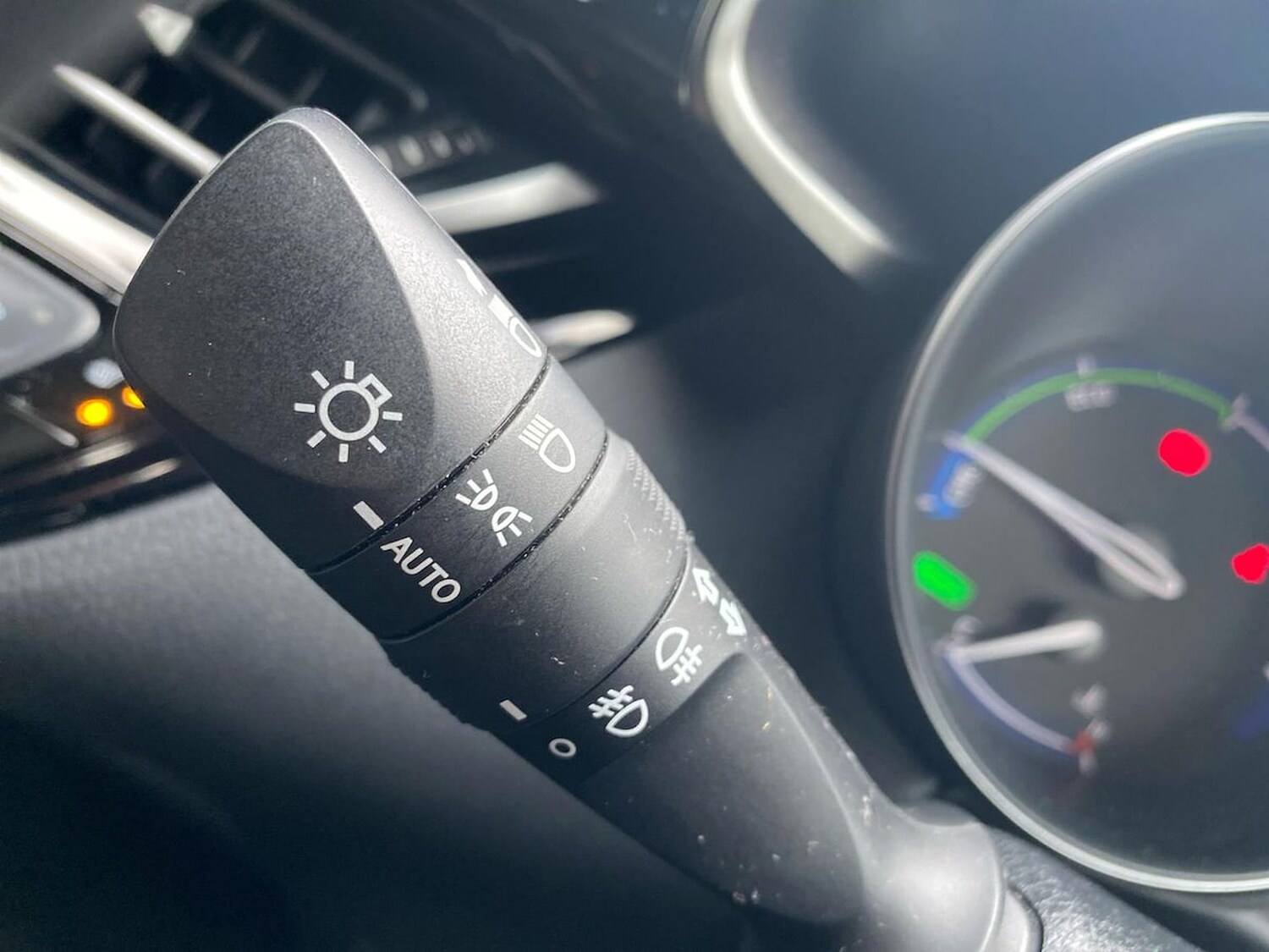 Used Toyota C-HR 2023 for sale - 76324533: Photo 27