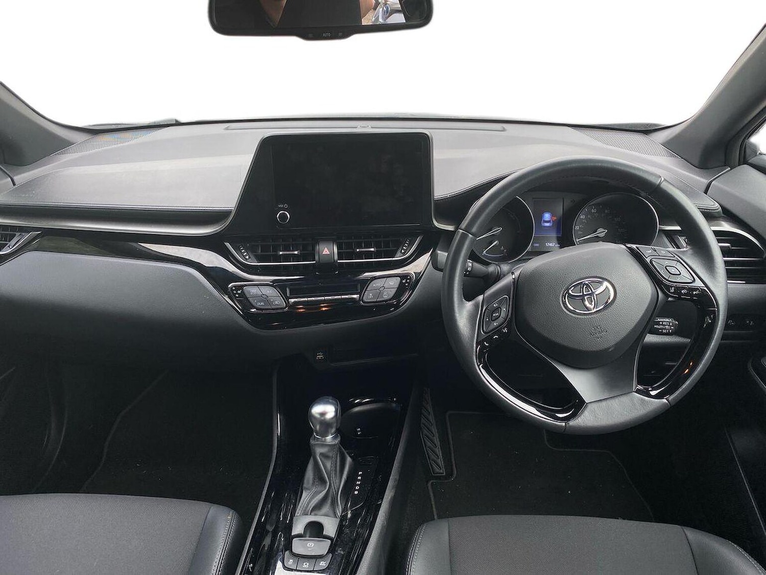Used Toyota C-HR 2023 for sale - 76324533: Photo 8