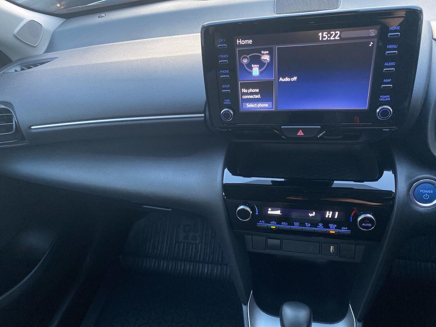 Used Toyota Yaris Cross 2024 for sale - 76751930: Photo 13