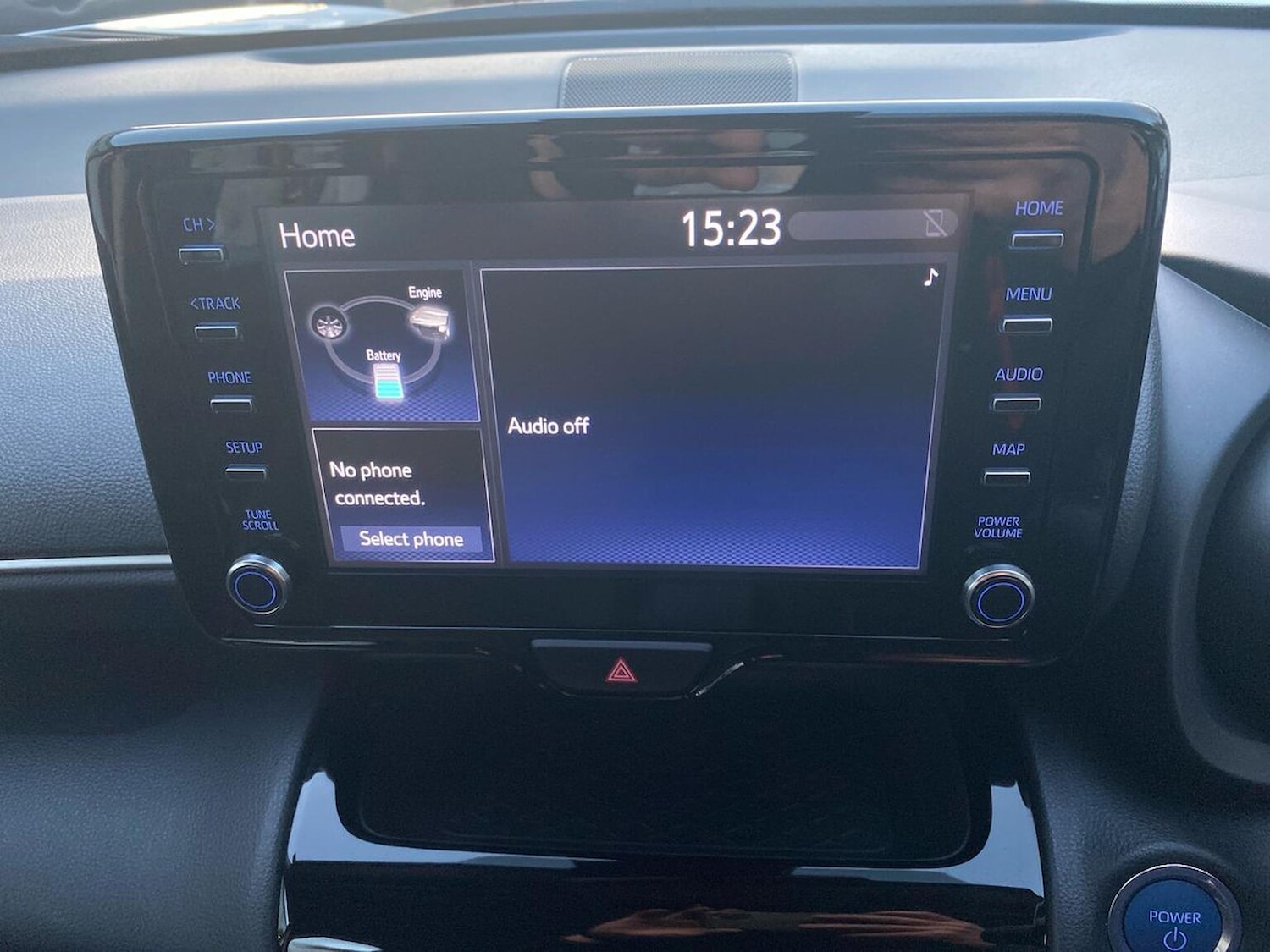 Used Toyota Yaris Cross 2024 for sale - 76751930: Photo 24