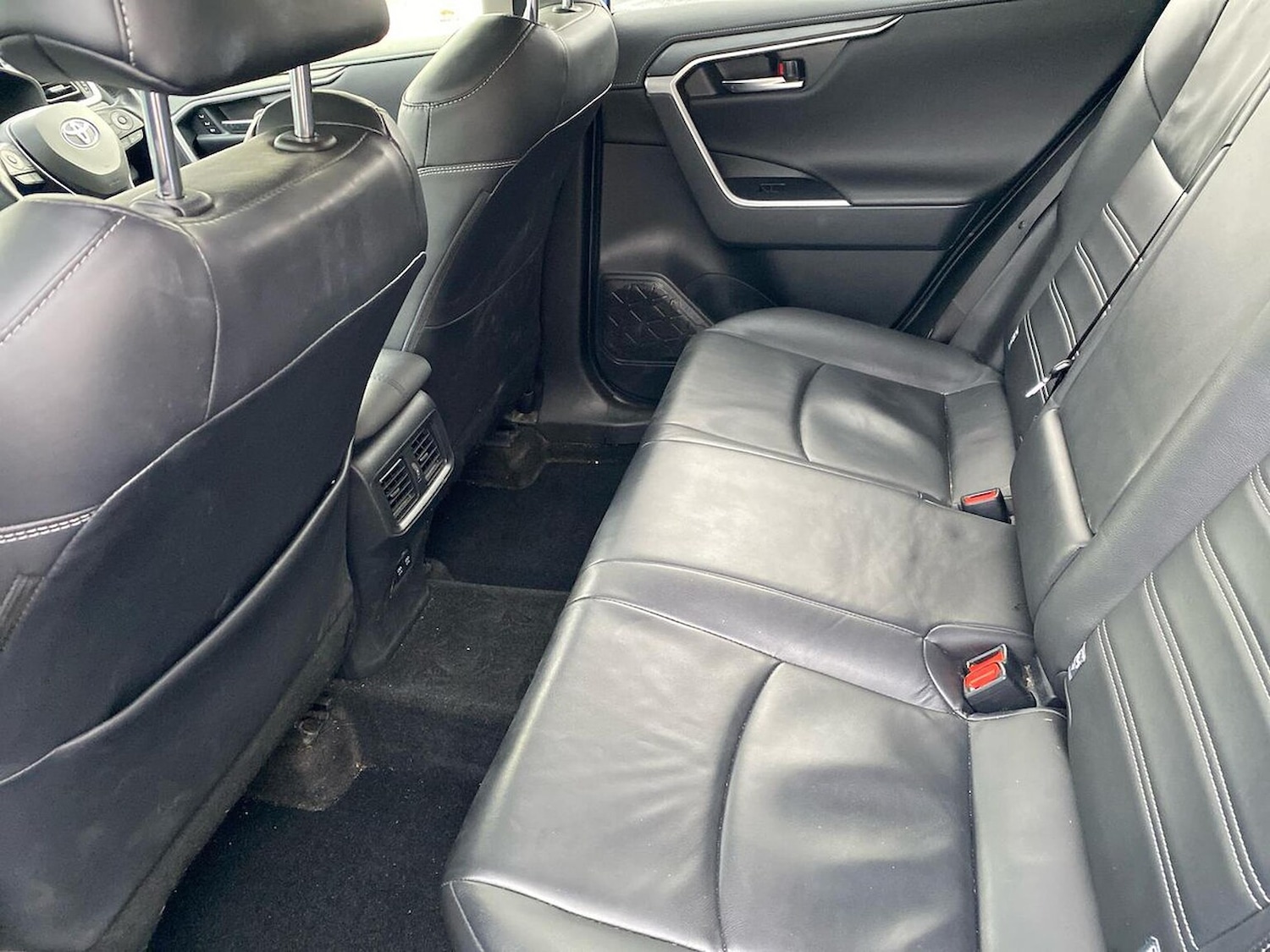 Used Toyota RAV4 2020 for sale - 76464715: Photo 16