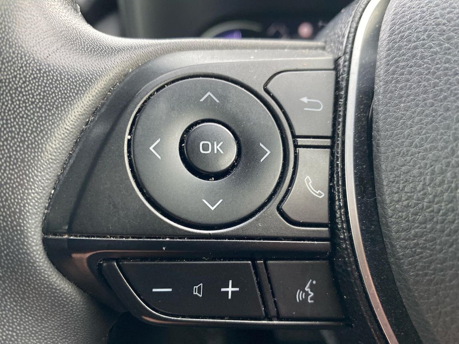 Used Toyota RAV4 2020 for sale - 76464715: Photo 27