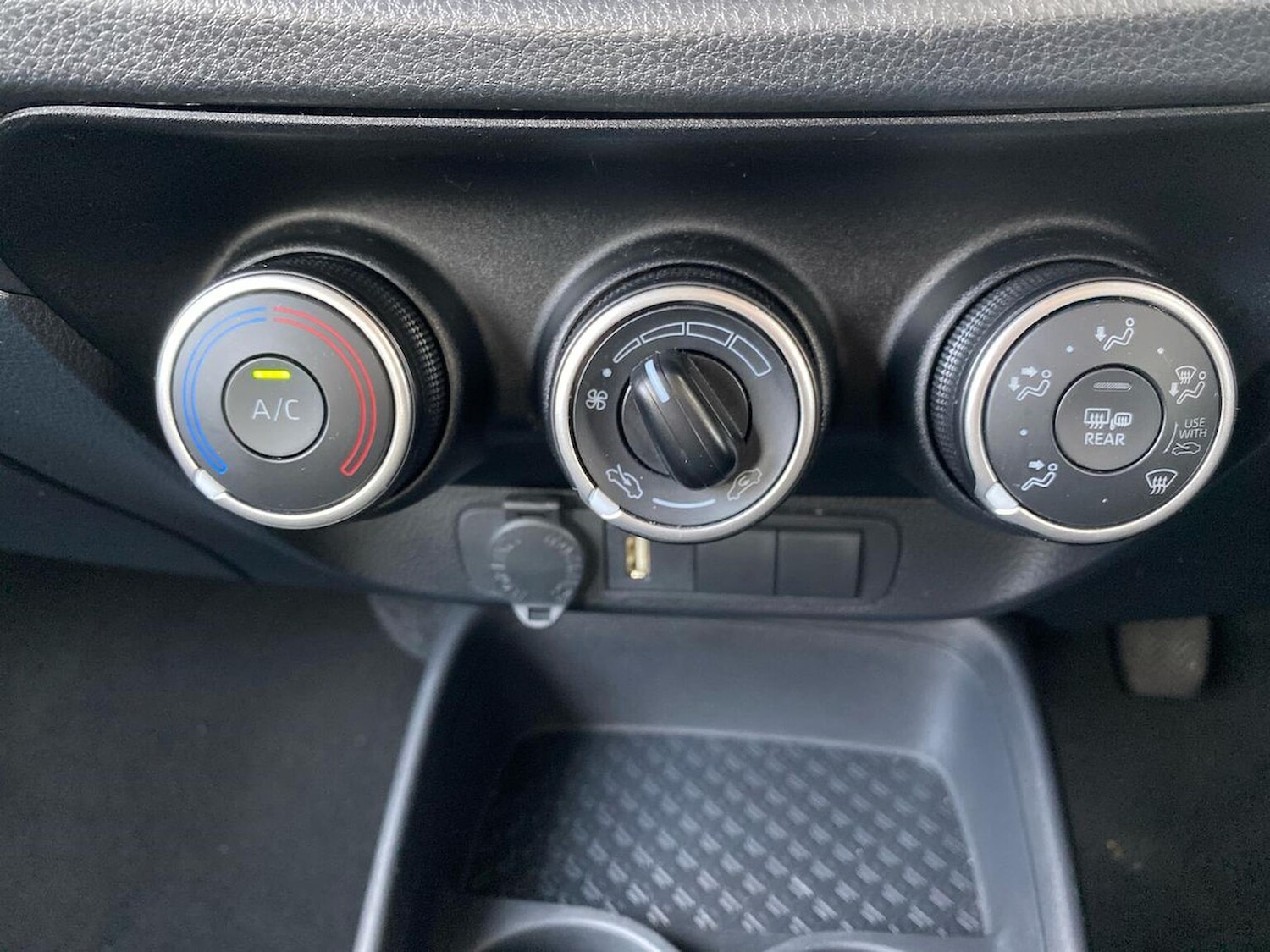 Used Toyota Aygo X 2023 for sale - 75987696: Photo 12