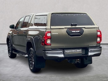 Used Toyota Hilux 2023 for sale - 78956859: Photo