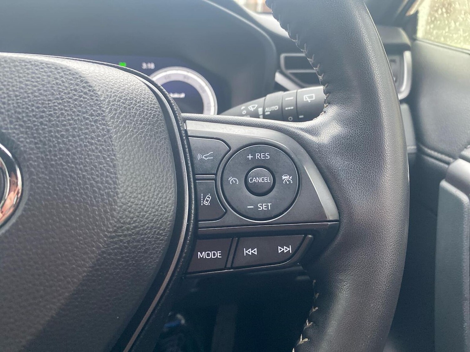 Used Toyota RAV4 2025 for sale - 77984033: Photo 25