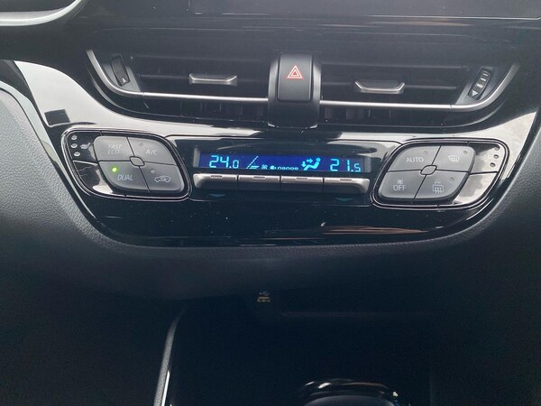 Used Toyota C-HR 2022 for sale - 76292995: Photo 12