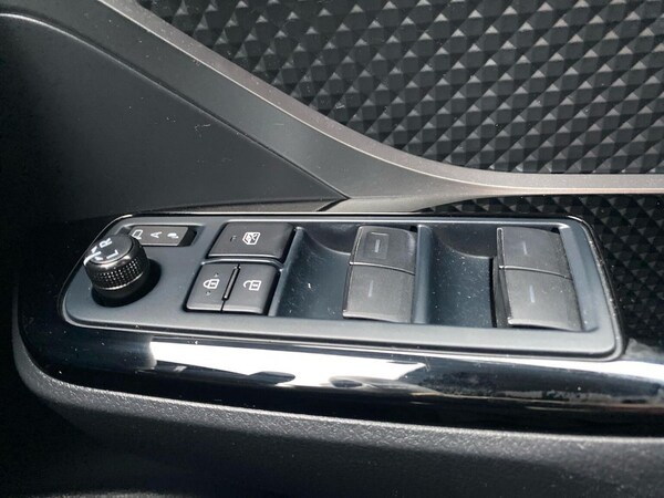 Used Toyota C-HR 2022 for sale - 76292995: Photo 21