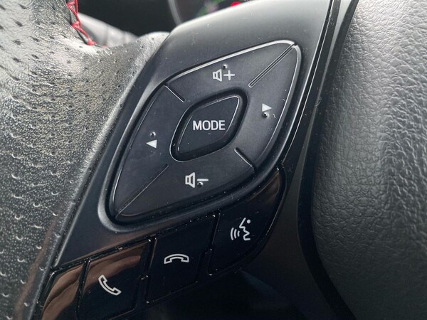Used Toyota C-HR 2022 for sale - 76292995: Photo 25