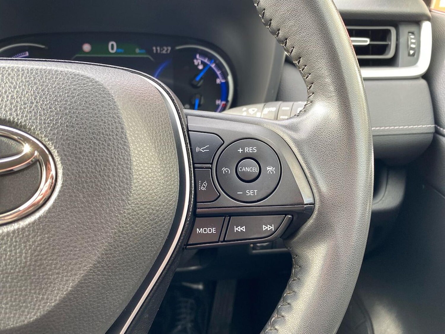 Used Toyota RAV4 2022 for sale - 77916129: Photo 25