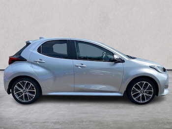 Used Toyota Yaris 2025 for sale - 79246396: Photo