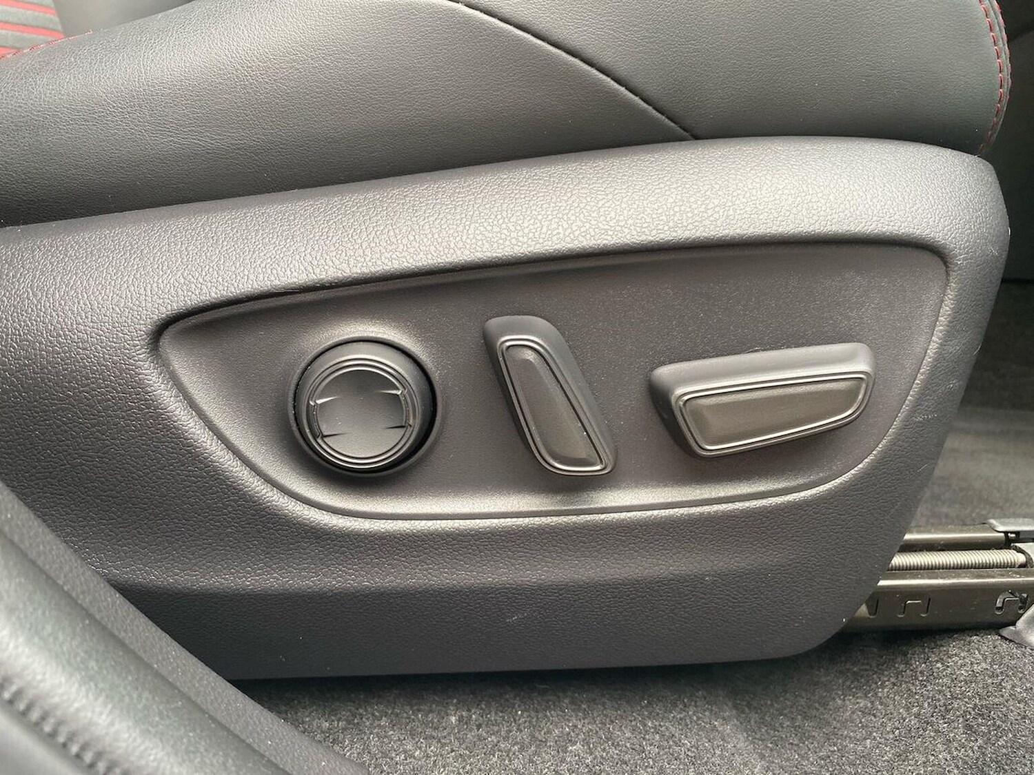 Used Toyota RAV4 2023 for sale - 76142891: Photo 28