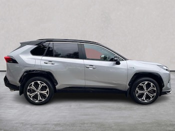 Used Toyota RAV4 2023 for sale - 76142891: Photo 3