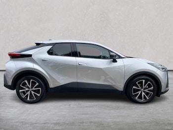 Used Toyota C-HR 2024 for sale - 75661915: Photo