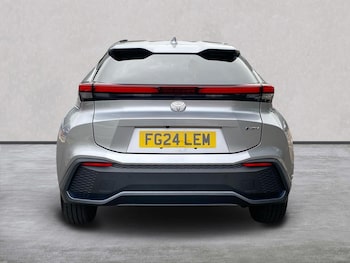 Used Toyota C-HR 2024 for sale - 75661915: Photo