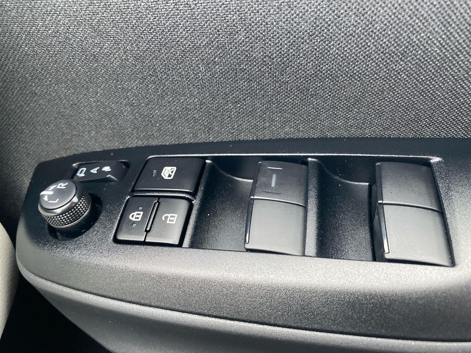 Used Toyota Yaris 2022 for sale - 76471064: Photo 21