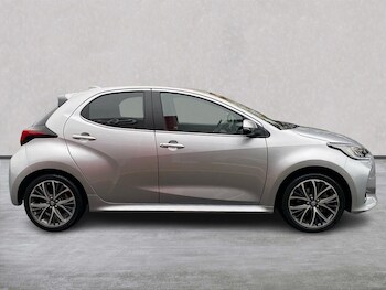 Used Toyota Yaris 2022 for sale - 76471064: Photo