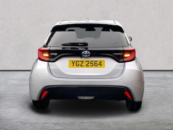 Used Toyota Yaris 2022 for sale - 76471064: Photo