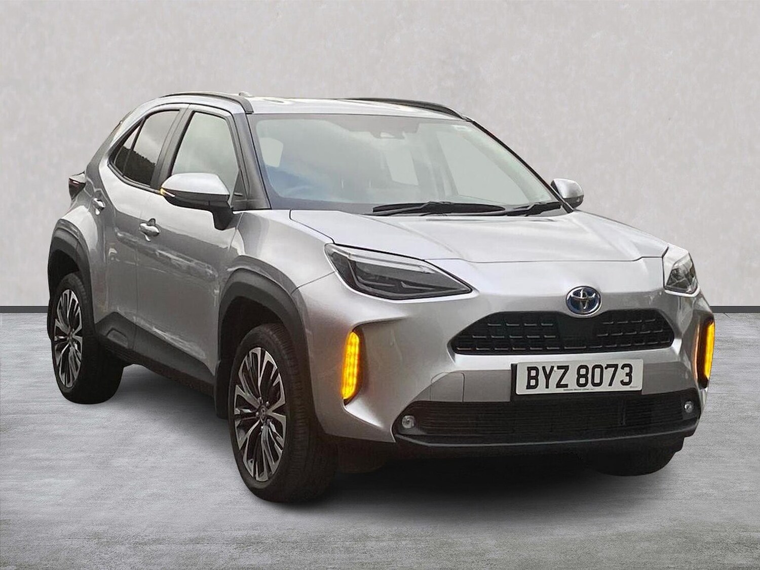 Used Toyota Yaris Cross 2023 for sale - 76231731: Photo 1