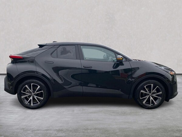 Used Toyota C-HR 2025 for sale - 76292999: Photo 3