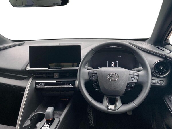 Used Toyota C-HR 2025 for sale - 76292999: Photo 9