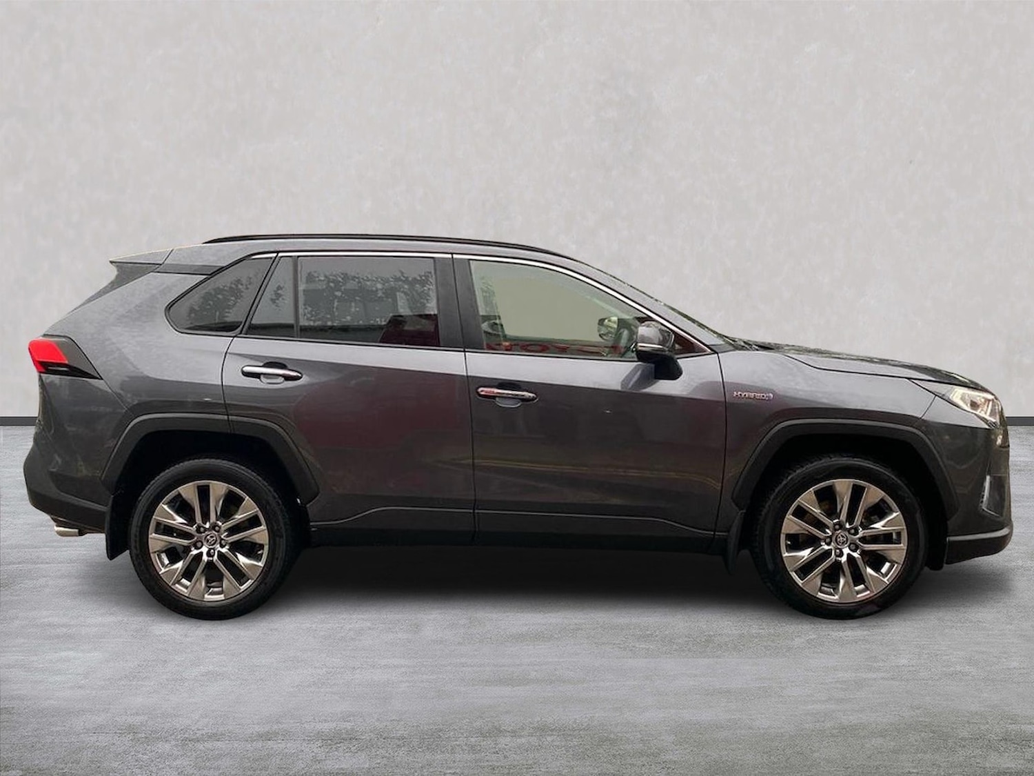 Used Toyota RAV4 2021 for sale - 76547675: Photo 3