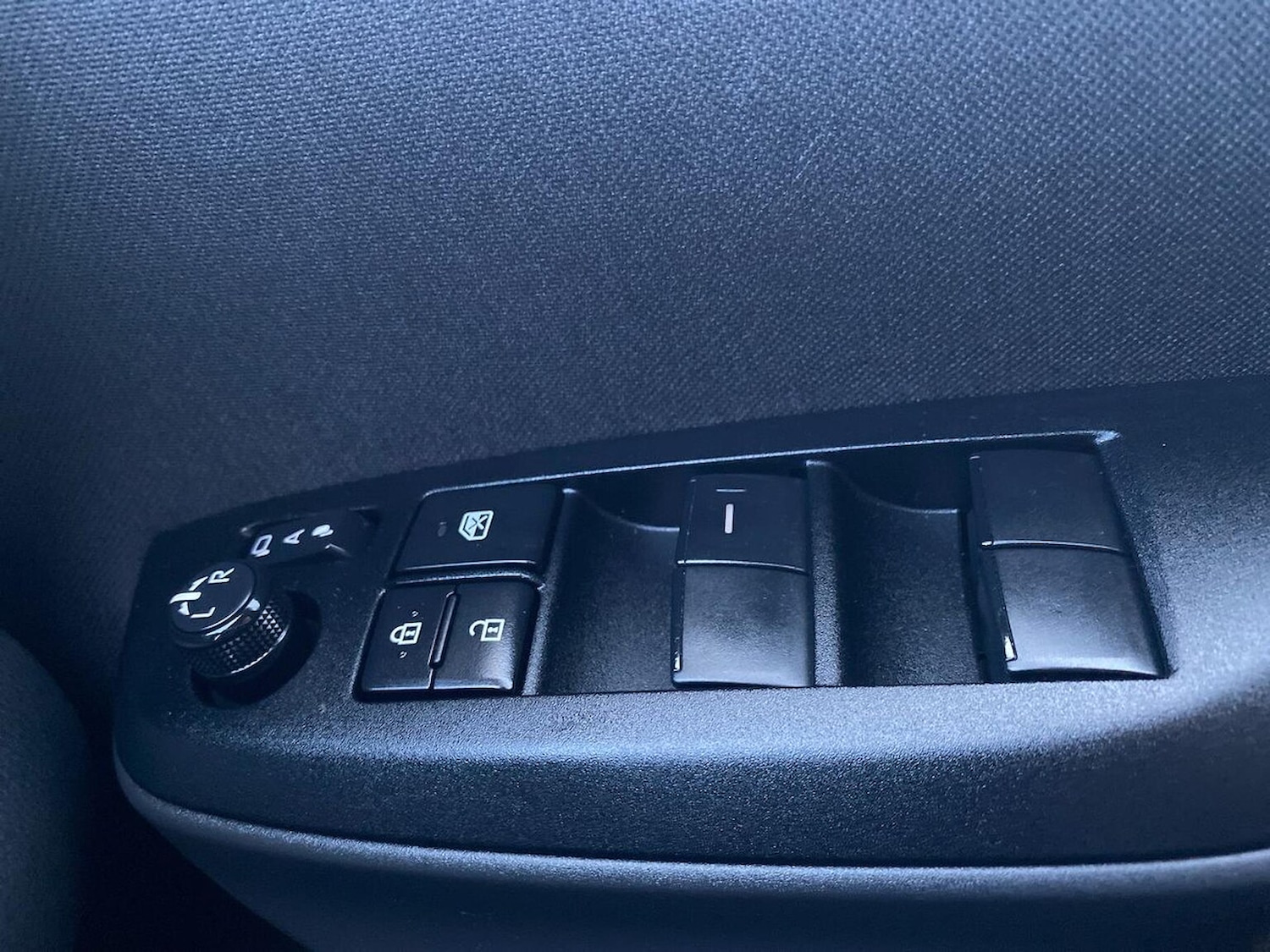 Used Toyota Yaris Cross 2024 for sale - 76830743: Photo 21