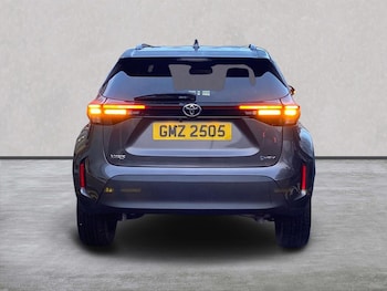 Used Toyota Yaris Cross 2024 for sale - 76830743: Photo