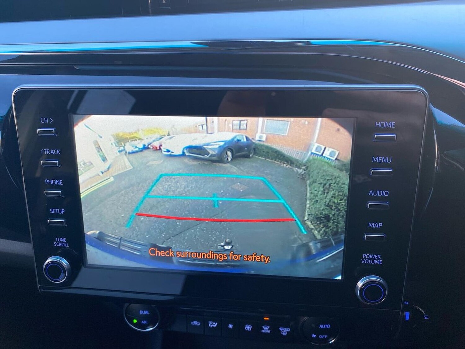 Used Toyota Hilux 2023 for sale - 77487650: Photo 23