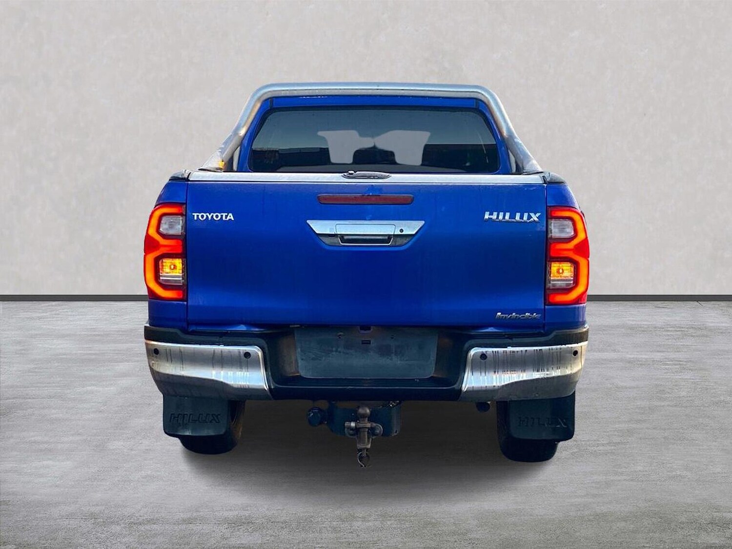 Used Toyota Hilux 2023 for sale - 77487650: Photo 4