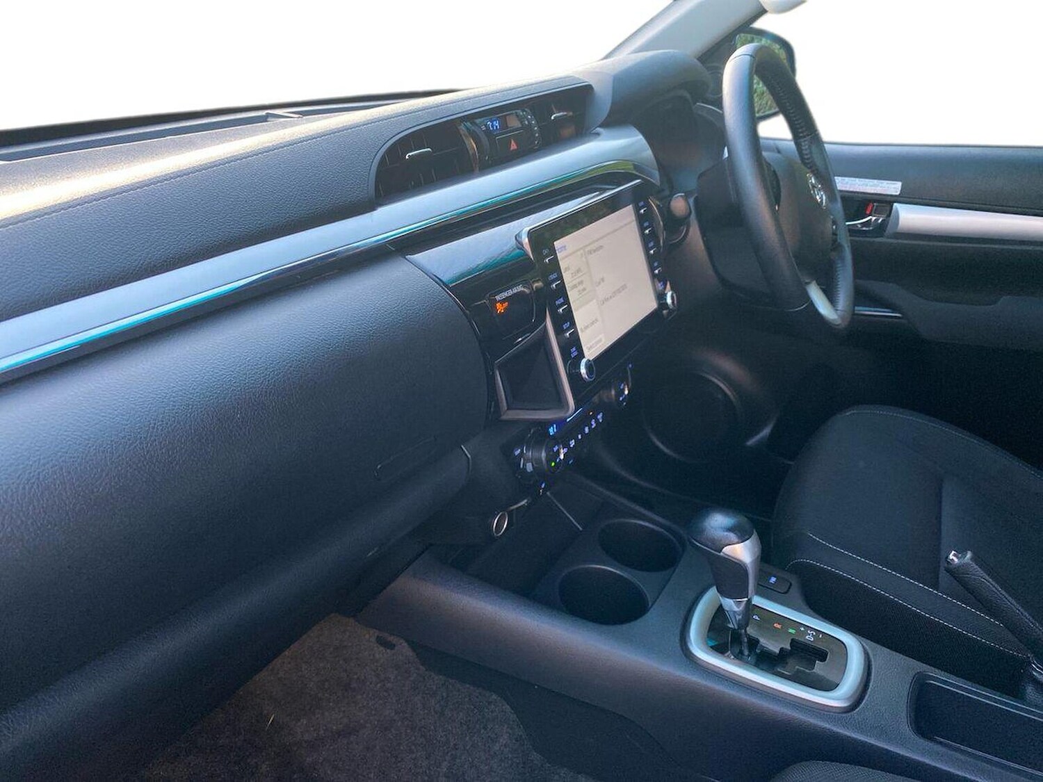 Used Toyota Hilux 2023 for sale - 77487650: Photo 7